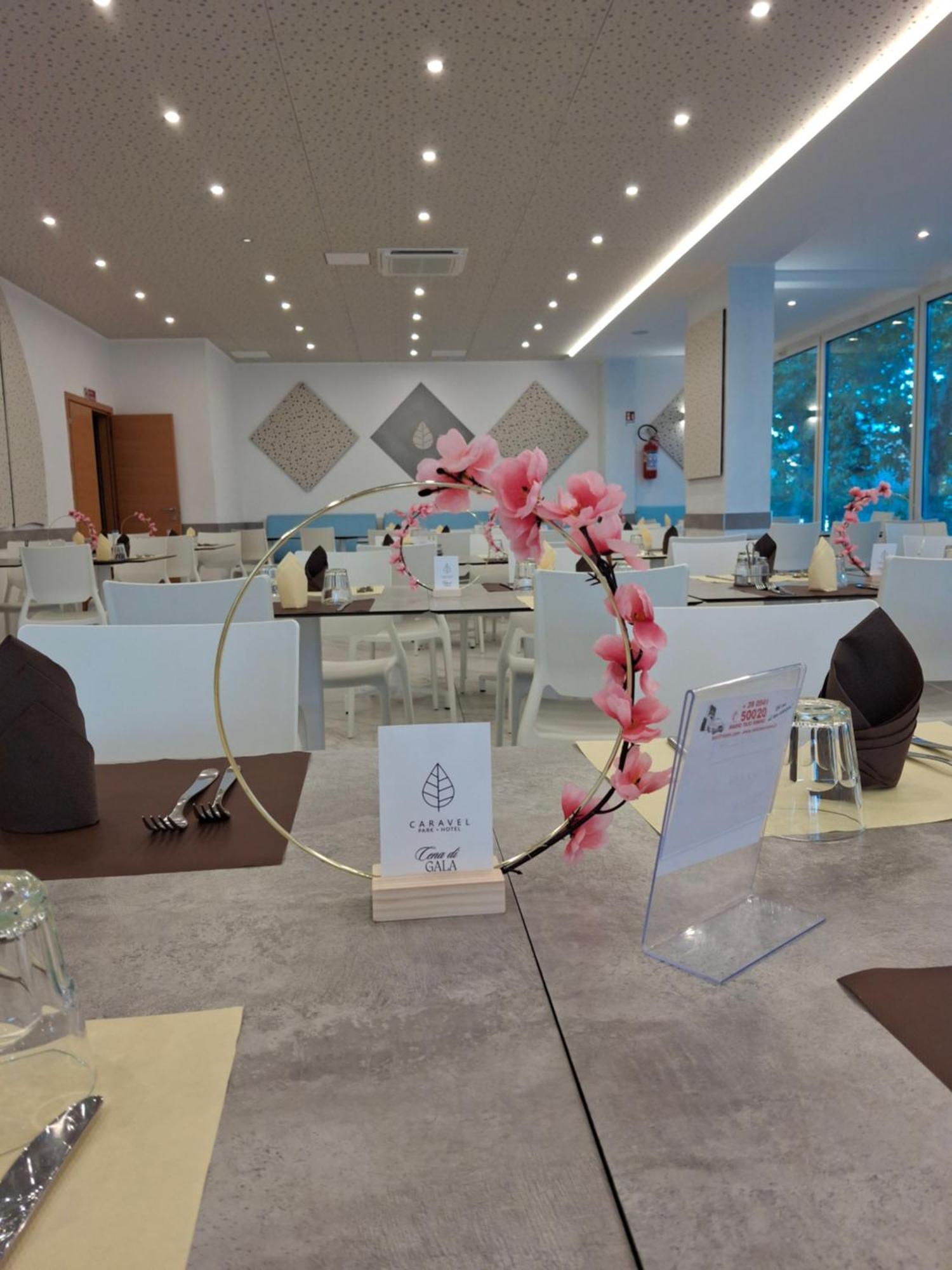 Hotel Caravel Park Rimini Ngoại thất bức ảnh