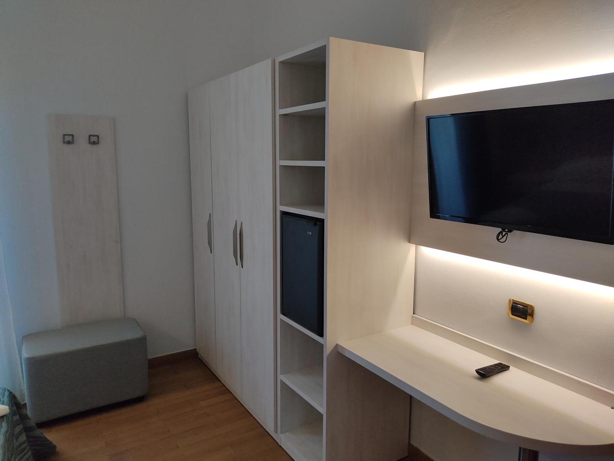 Hotel Caravel Park Rimini Ngoại thất bức ảnh
